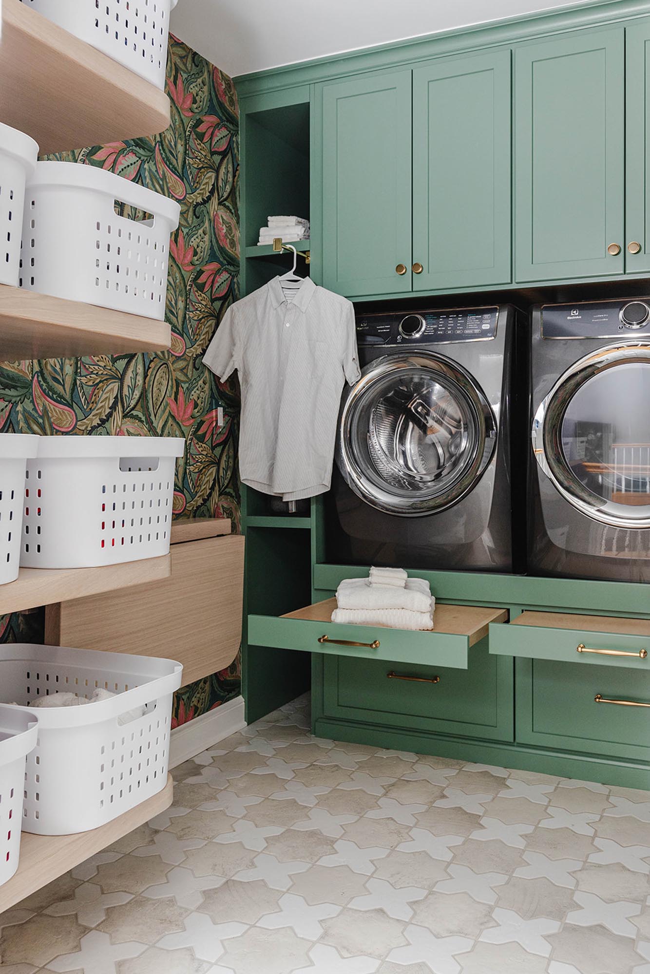 Remodeling Columbus Ohio | Laundry Room Mudroom Entryway Renovation ...