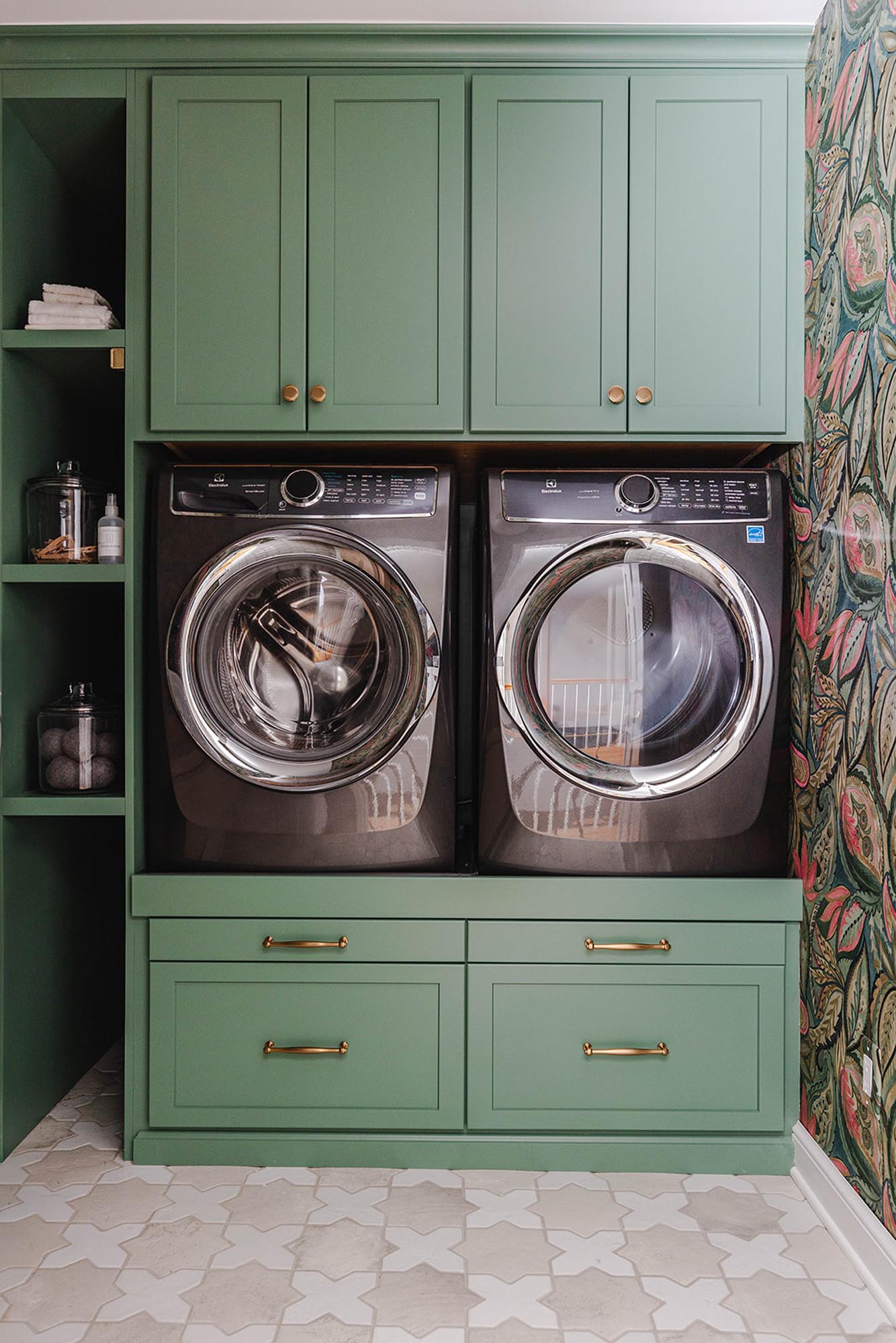Remodeling Columbus Ohio | Laundry Room Mudroom Entryway Renovation ...