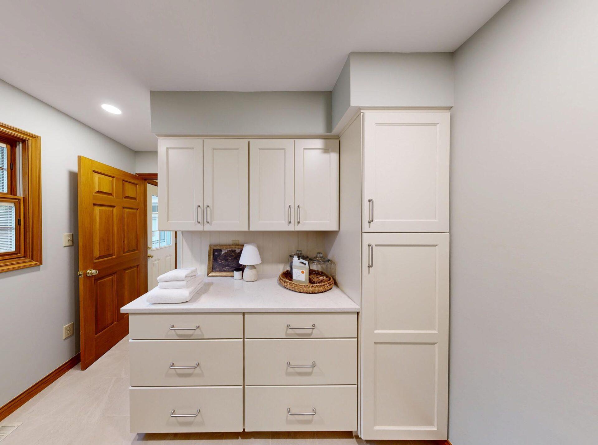 Remodeling Columbus Ohio | Laundry Room Mudroom Entryway Renovation ...